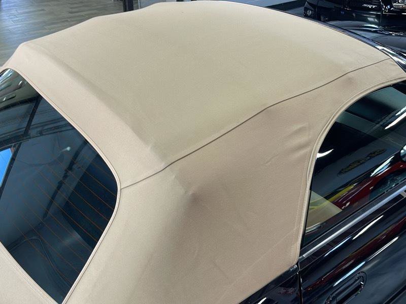 Used 2005 Ford Thunderbird RWD image 21