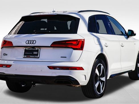 Certified 2023 Audi Q5 2.0T Premium Plus w/ Premium Plus Package image 8