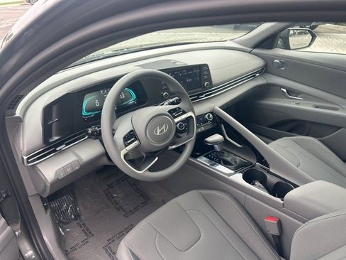 New 2026 Hyundai Elantra Blue image 18