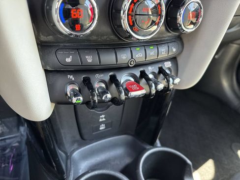 Used 2024 MINI Cooper S FWD image 50