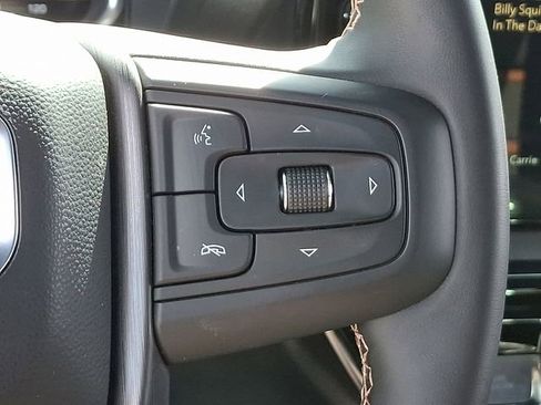 Used 2025 GMC Sierra 2500 AT4 image 26