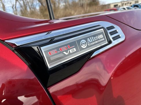 Used 2024 GMC Sierra 3500 Denali w/ Denali Reserve Package image 9