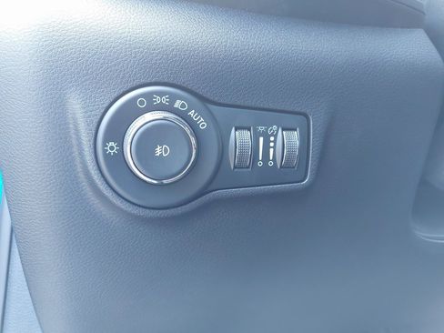 Used 2023 Jeep Compass Trailhawk w/ Trailer Tow Group image 20