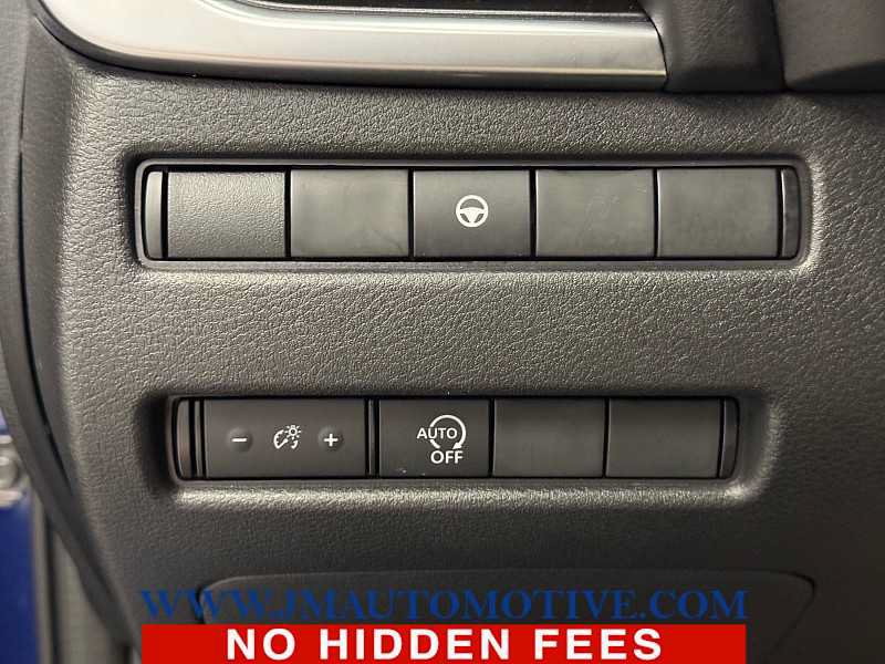 Used 2023 Nissan Rogue SV AWD/4WD image 31