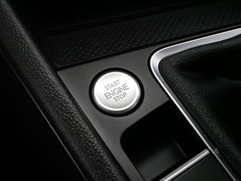 Certified 2026 Volkswagen Jetta SEL FWD image 29