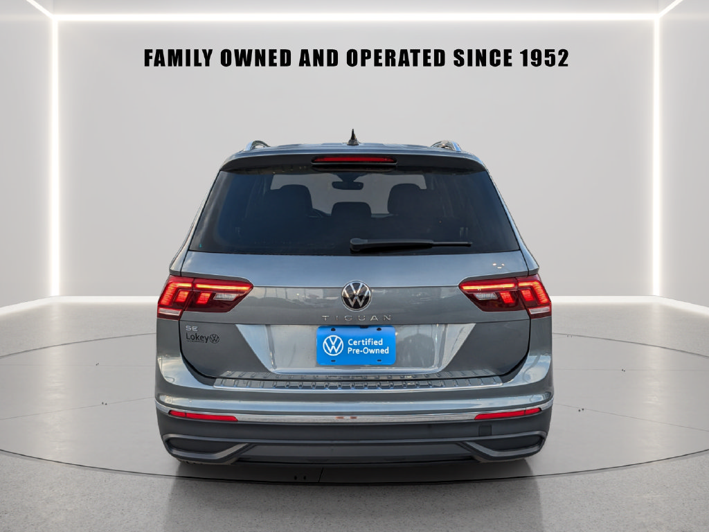 Certified 2023 Volkswagen Tiguan SE FWD image 4