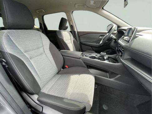 Used 2023 Nissan Rogue SV AWD/4WD image 17