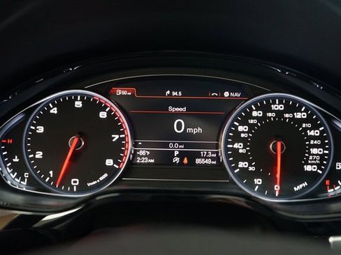 Used 2015 Audi A8 L 4.0T image 38