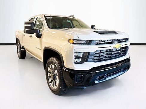 New 2026 Chevrolet Silverado 2500 Custom w/ Custom Value Package AWD/4WD image 3