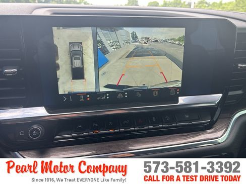 Certified 2024 Chevrolet Silverado 1500 LTZ w/ LTZ Convenience Package II AWD/4WD image 18