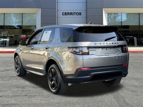 Used 2023 Land Rover Discovery Sport S image 8