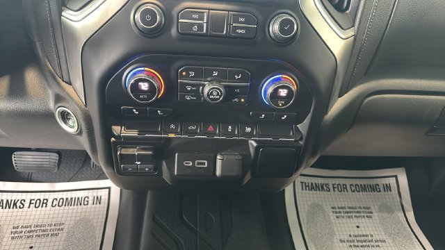 Used 2020 Chevrolet Silverado 1500 LT w/ All-Star Edition AWD/4WD image 12