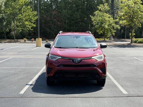 Used 2017 Toyota RAV4 LE w/ Carpet Mat Package FWD image 2