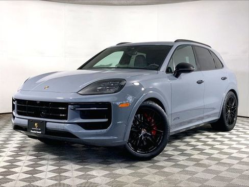 New 2026 Porsche Cayenne GTS AWD/4WD image 1