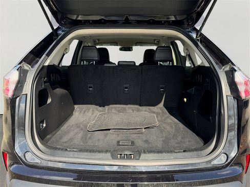 Used 2024 Ford Edge SEL image 14