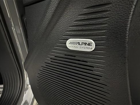 Used 2023 Dodge Challenger R/T w/ Blacktop Package image 30