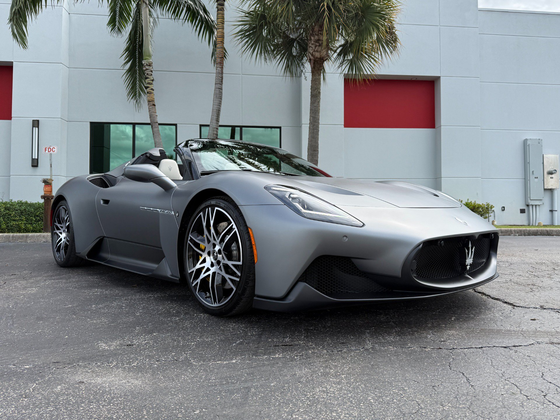 Used 2024 Maserati MC20 Cielo RWD image 46