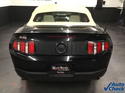 Used 2012 Ford Mustang Premium image 20
