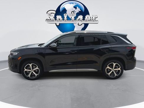 New 2026 Volkswagen Tiguan SE AWD/4WD image 9