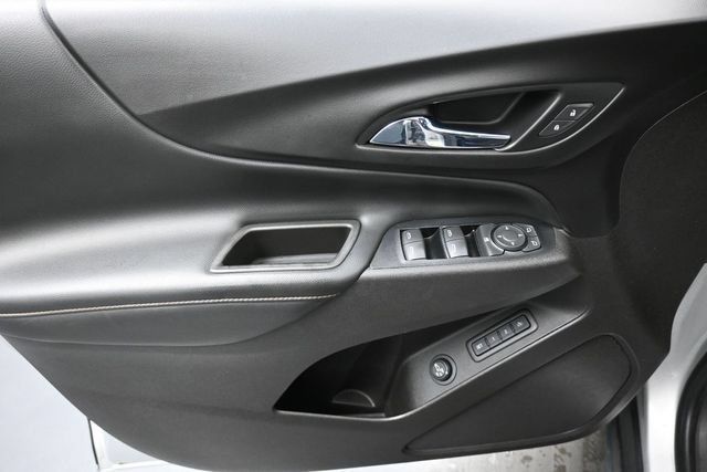 Used 2018 Chevrolet Equinox Premier FWD image 13