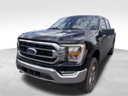Used 2023 Ford F150 XLT w/ Equipment Group 302A High AWD/4WD image 3