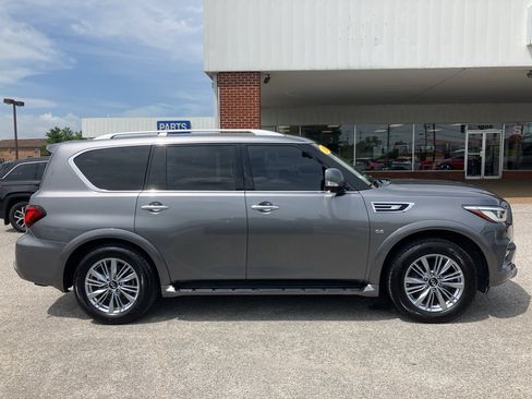 Used 2019 INFINITI QX80 Luxe RWD image 4