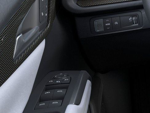 New 2026 Chevrolet Traverse High Country w/ LPO, Floor Liner Package FWD image 22
