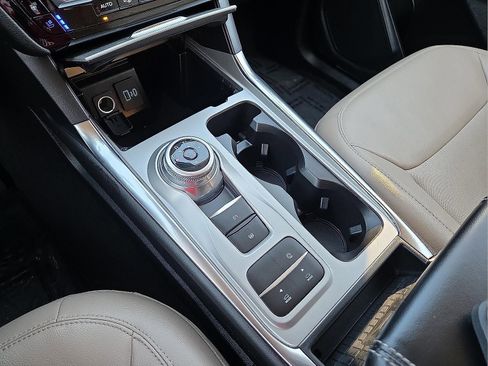 Used 2023 Ford Explorer Limited image 25