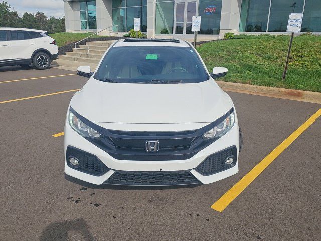 Used 2018 Honda Civic EX image 2
