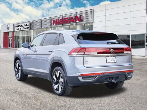 Used 2024 Volkswagen Atlas Cross Sport SE image 6
