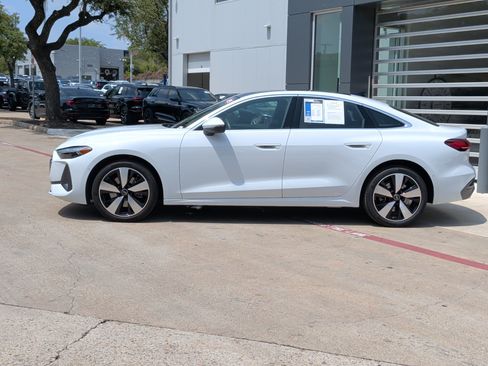 Used 2025 Audi A5 2.0T Premium Plus w/ Premium Plus AWD/4WD image 7
