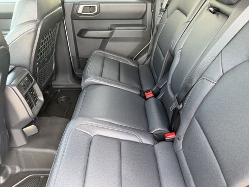New 2026 Ford Bronco Badlands AWD/4WD image 11