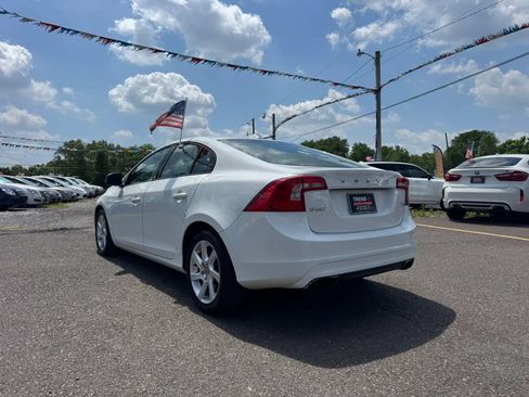 Used 2014 Volvo S60 T5 FWD image 4