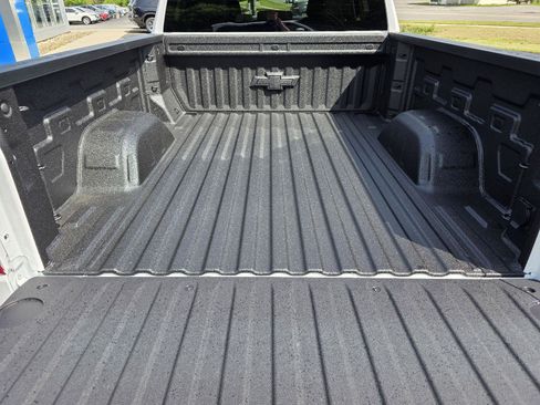 New 2026 Chevrolet Silverado 1500 RST w/ LPO, Dark Essentials Package AWD/4WD image 22