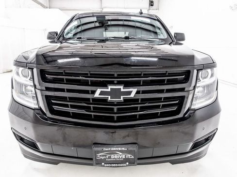 Used 2019 Chevrolet Tahoe Premier AWD/4WD image 10