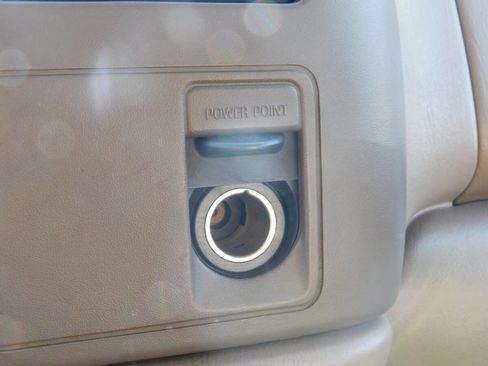 Used 2000 Ford F350 Lariat image 12