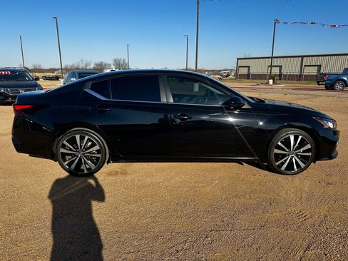 Used 2021 Nissan Altima 2.5 SR image 4