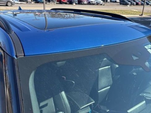 Used 2020 Ford Explorer XLT w/ Equipment Group 202A image 8