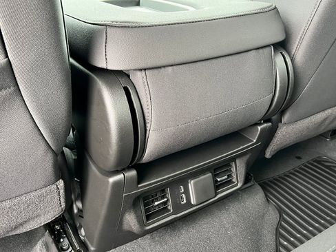 New 2026 GMC Sierra 1500 Elevation image 35