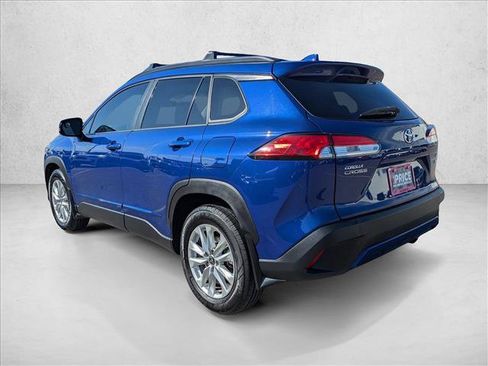 Used 2022 Toyota Corolla Cross LE AWD/4WD image 8