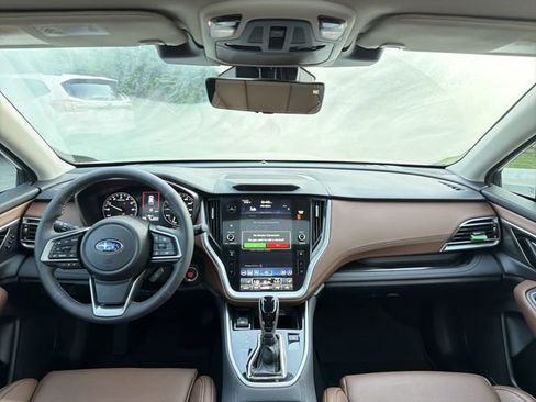 Certified 2025 Subaru Outback Touring XT AWD/4WD image 20
