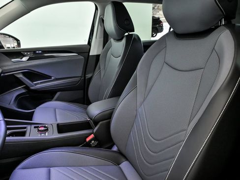 New 2026 Volkswagen Tiguan SE AWD/4WD image 7