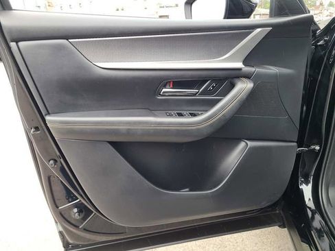 Used 2024 MAZDA CX-90 3.3 Turbo w/ Preferred Plus image 16