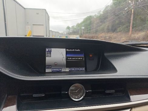 Used 2014 Lexus ES 350 image 10