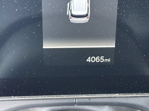 Used 2026 Kia Carnival FWD image 15