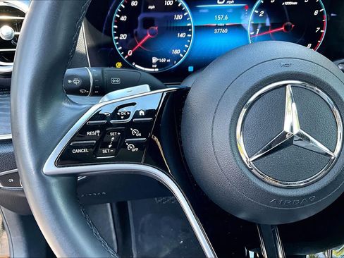 Used 2022 Mercedes-Benz E 350 Sedan image 24