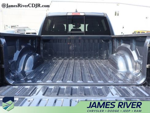 Used 2025 RAM 1500 Big Horn AWD/4WD image 14