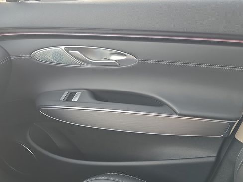 New 2026 Genesis GV70 2.5T Select AWD/4WD image 15