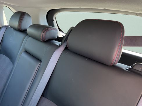 Used 2025 Mitsubishi Outlander Sport SE AWD/4WD image 23