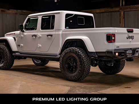 Used 2022 Jeep Gladiator Overland w/ Popular Equipment Package image 7